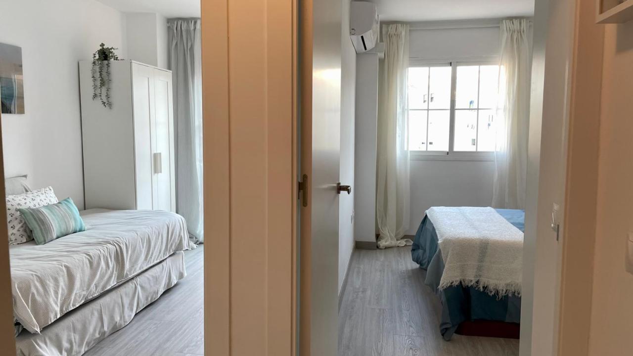 Moderno Piso De 3 Dormitorios En La Playa De Rincon De La Victoria Malaga Экстерьер фото